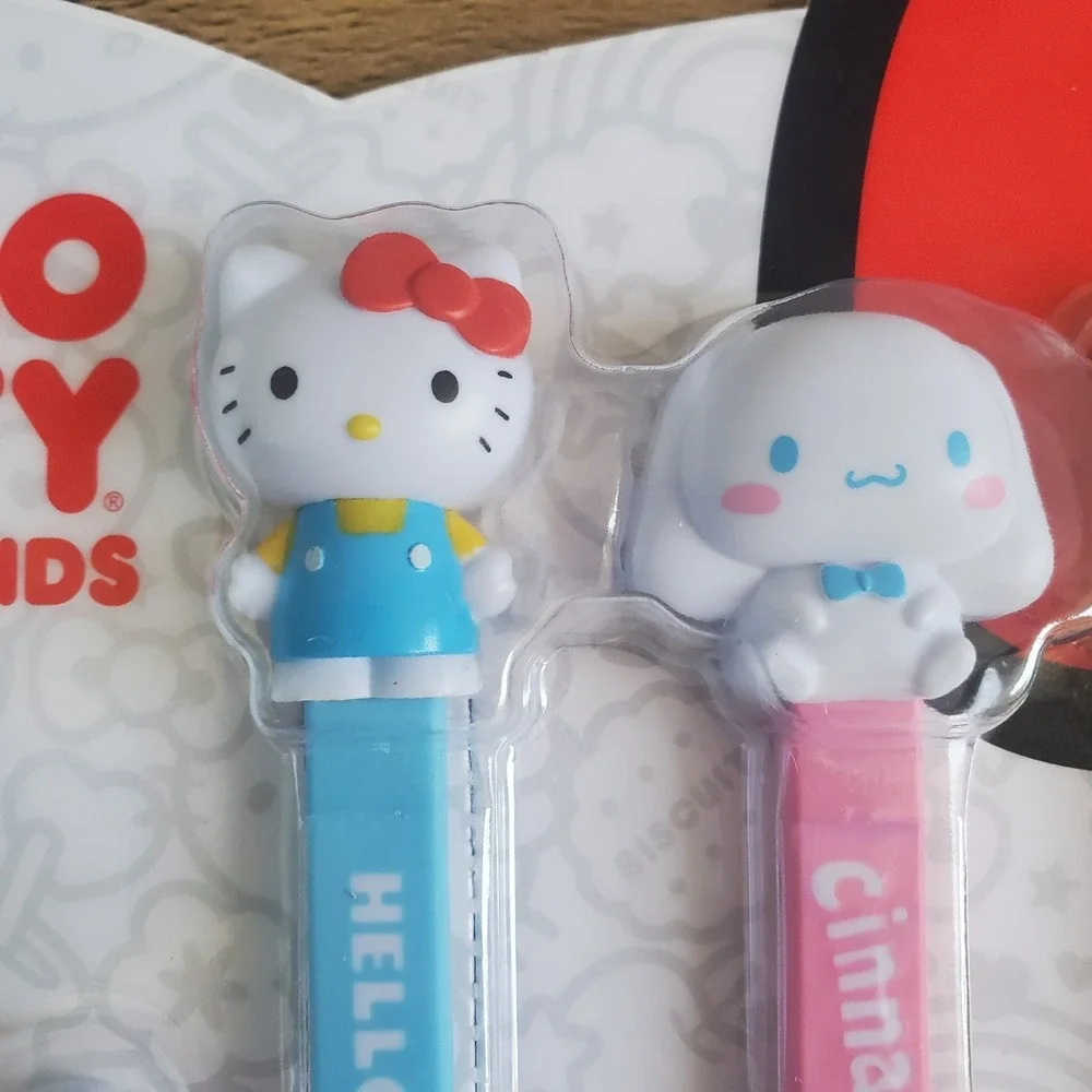 Hello Kitty and Friends Toothbrush Collection + Travel Cover 5 Count‎ Soft Kids